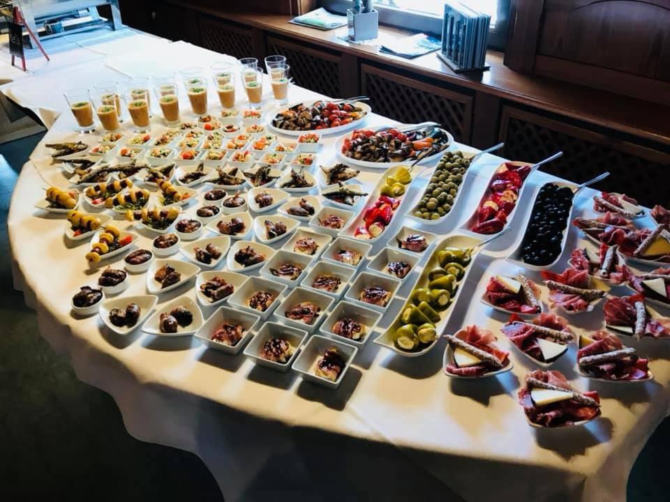 Bauer'S Pension-Restaurant-Catering Grosshabersdorf Bagian luar foto