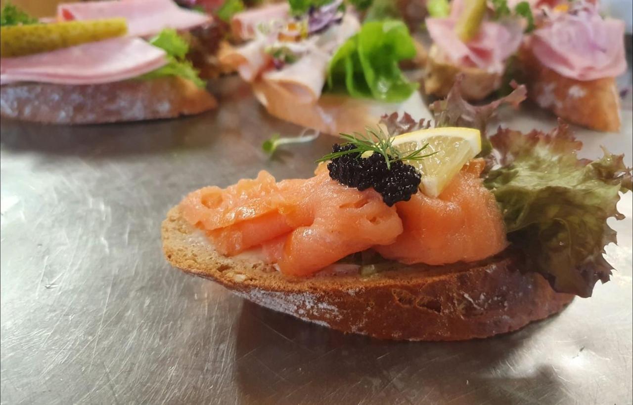 Bauer'S Pension-Restaurant-Catering Grosshabersdorf Bagian luar foto