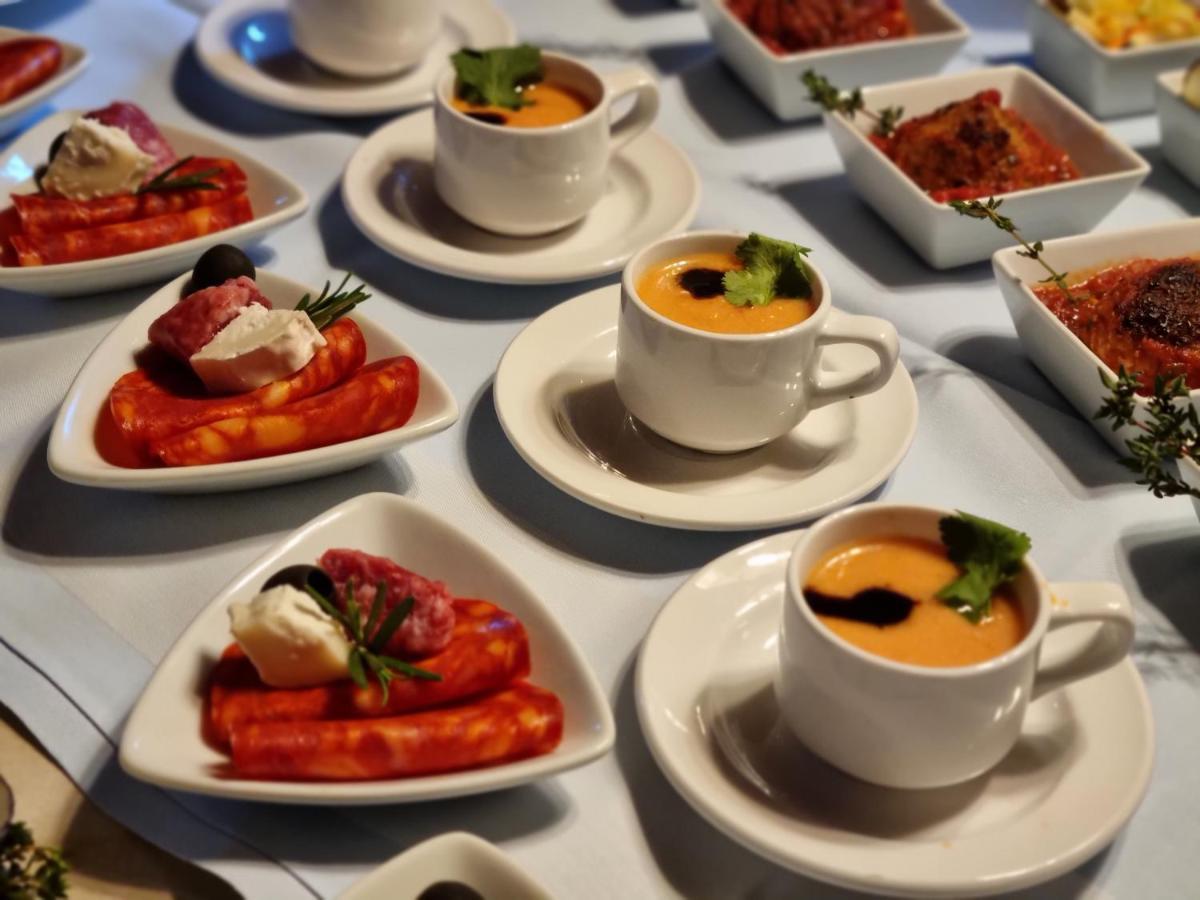 Bauer'S Pension-Restaurant-Catering Grosshabersdorf Bagian luar foto