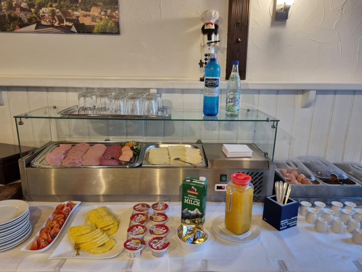 Bauer'S Pension-Restaurant-Catering Grosshabersdorf Bagian luar foto