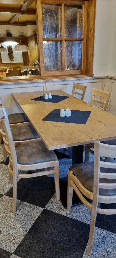 Bauer'S Pension-Restaurant-Catering Grosshabersdorf Bagian luar foto
